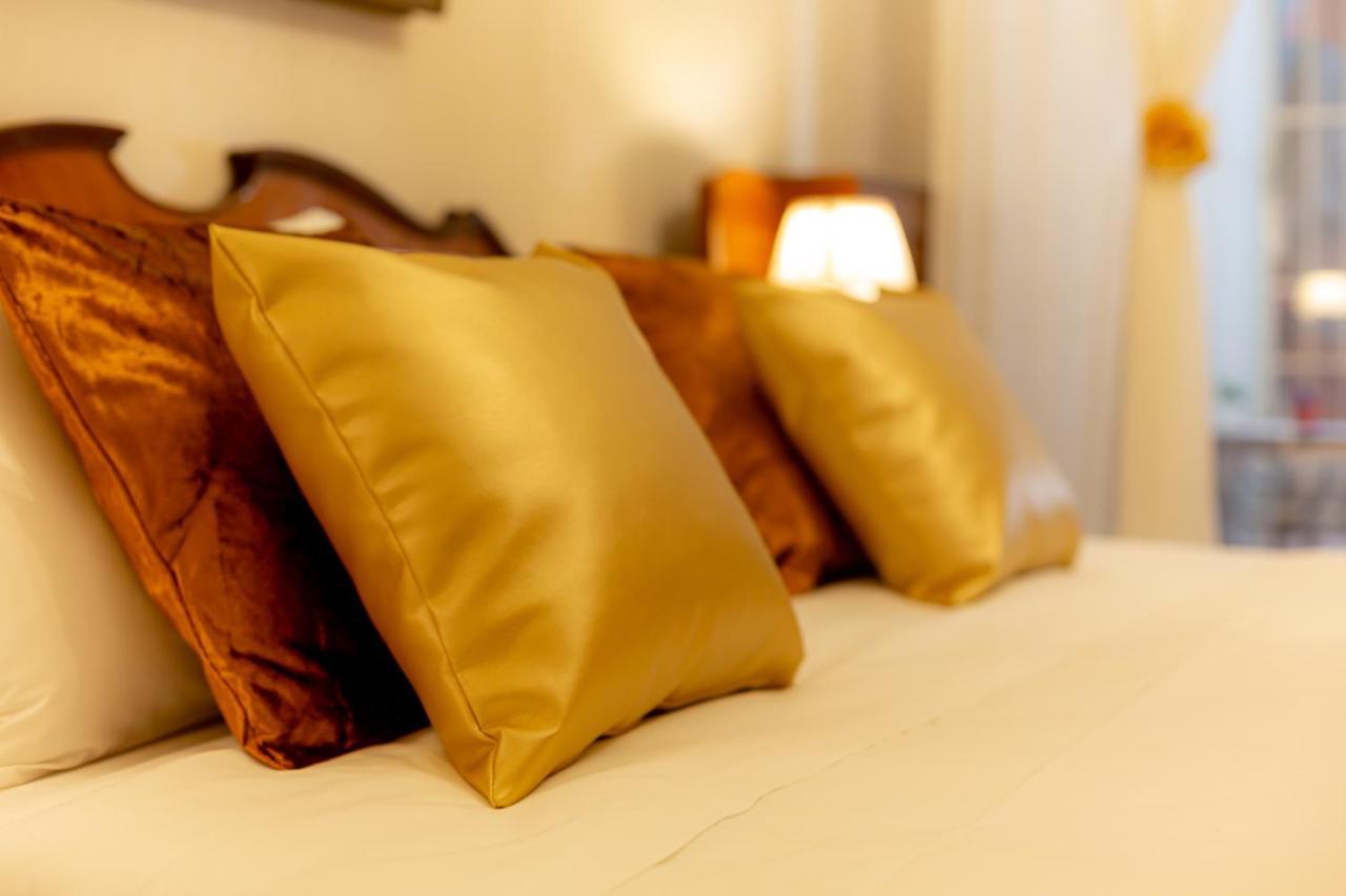 Residenza Porta Leoni - Royal Welcome Verona Ngoại thất bức ảnh